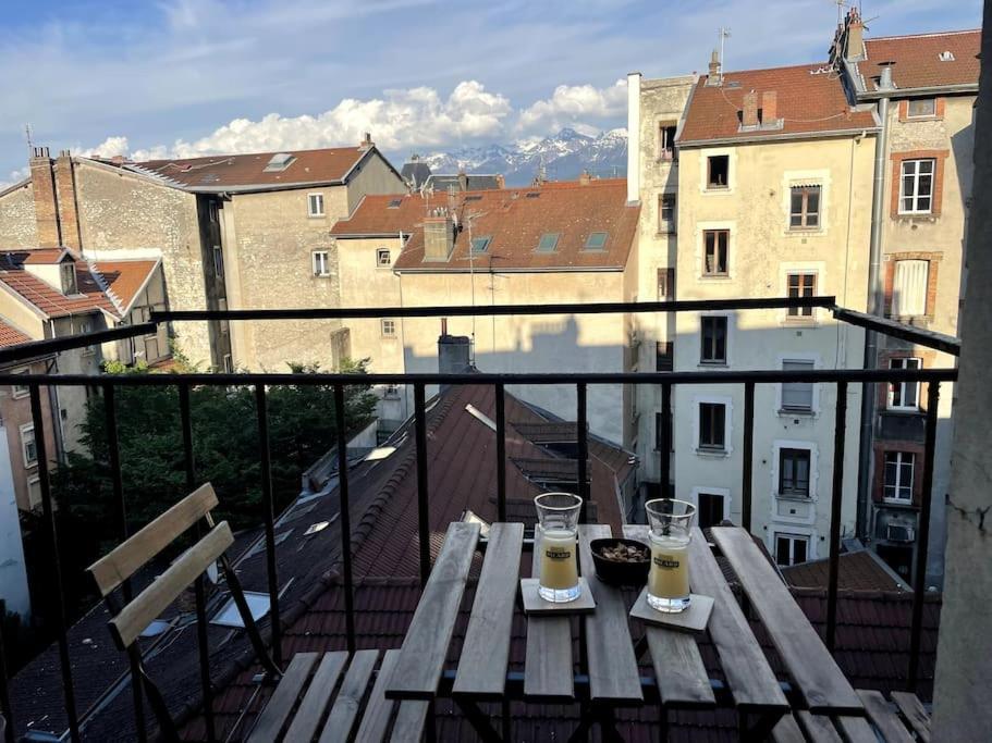St Bruno - Studio Tropiques  Grenoble Exteriör bild